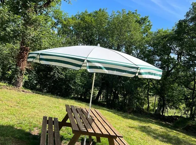 度假居 Superbe A La Campagne Avec Grand Jardin Et Prive Balaguier-d'Olt